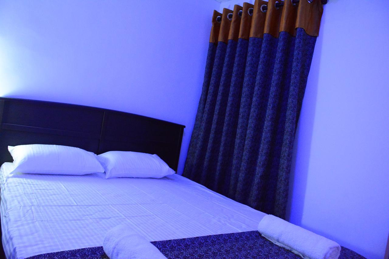 Falcons Nest Hotel อุดาวาลาเว ภายนอก รูปภาพ