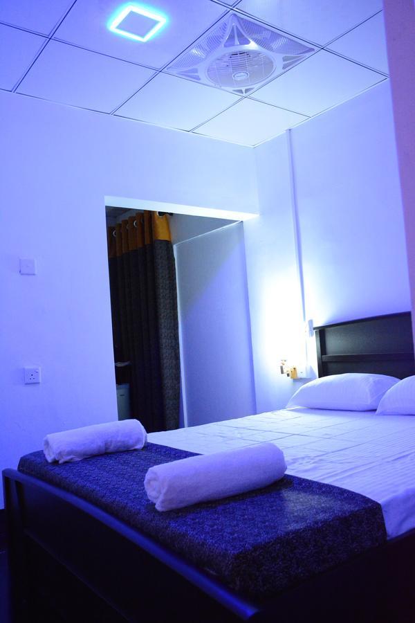 Falcons Nest Hotel อุดาวาลาเว ภายนอก รูปภาพ